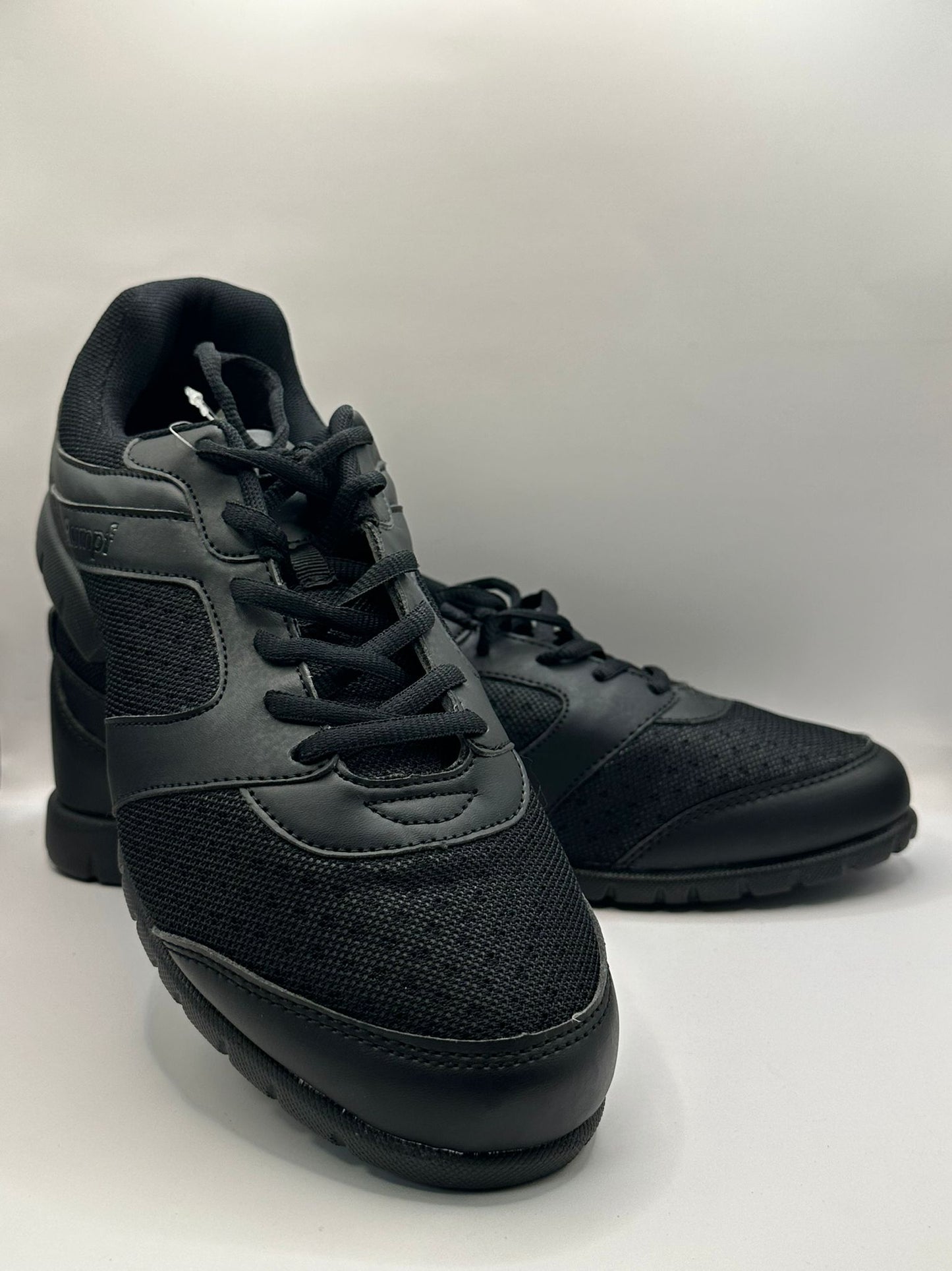 1550 Rumpf Limbo Sneaker